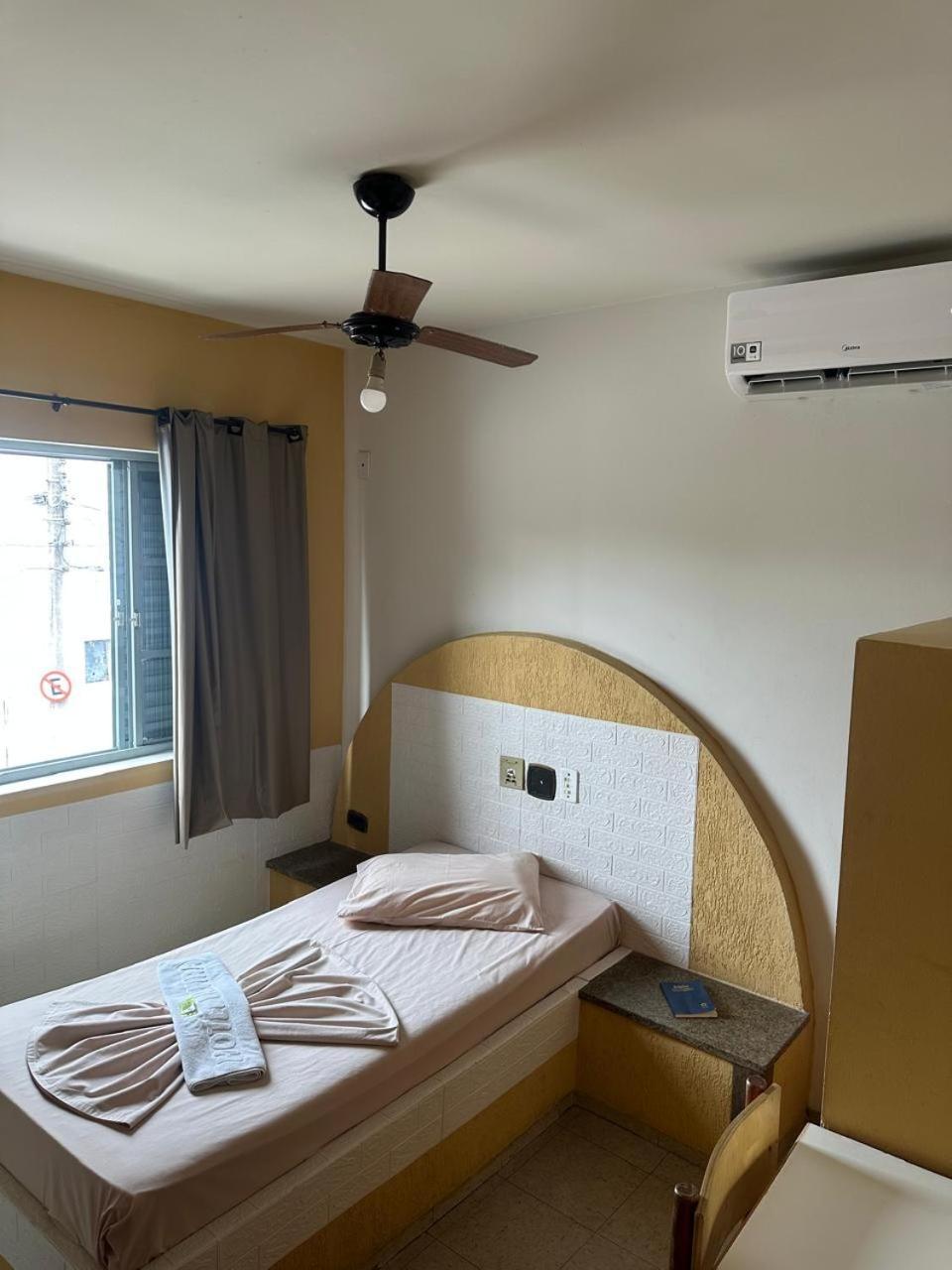 Hotel Lareira เซาโจเซดอสกัมปอส ภายนอก รูปภาพ