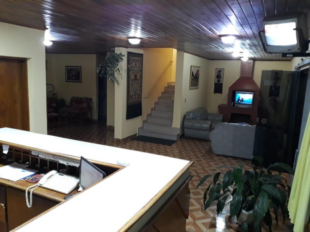 Hotel Lareira เซาโจเซดอสกัมปอส ภายนอก รูปภาพ